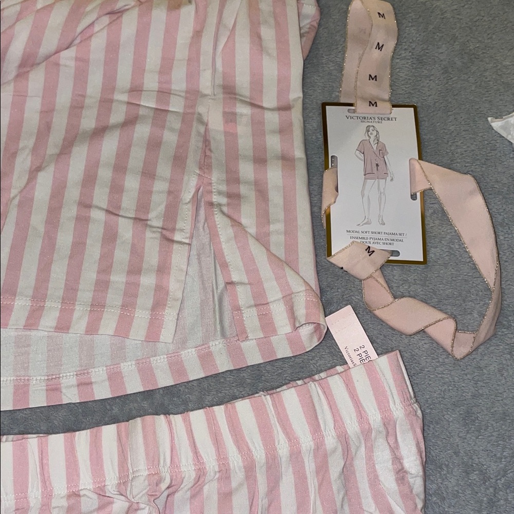 Victoria's Secret Blush and White Striped Pajama model soft Set w/ free panties - Picture 16 of 16